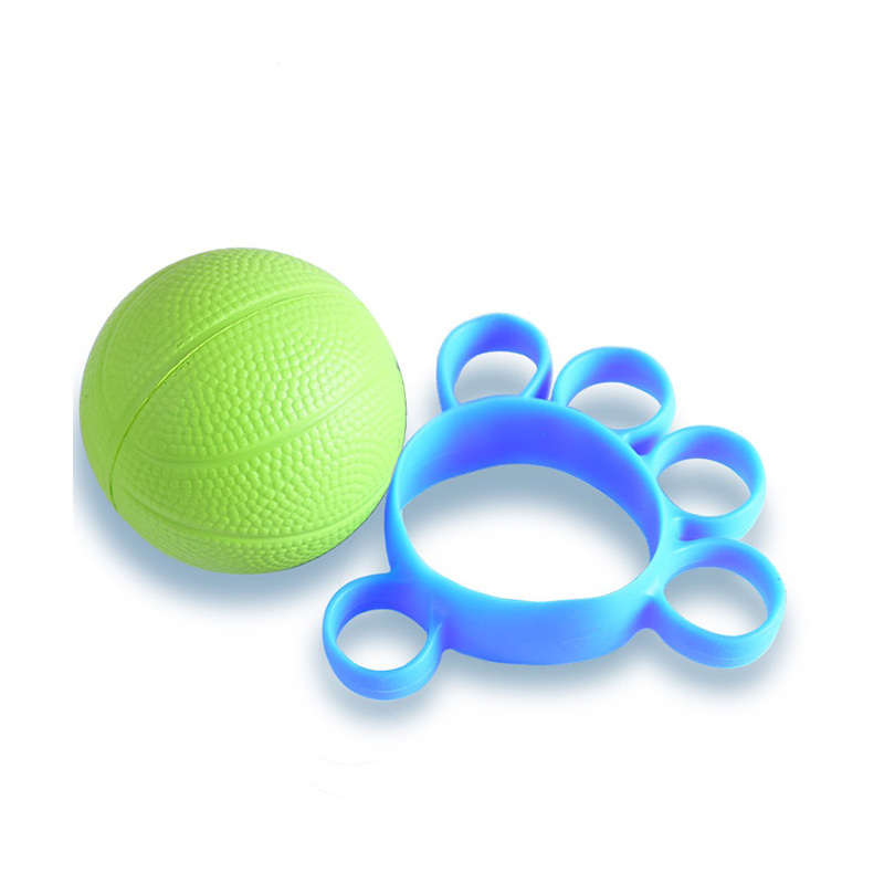 Bolas de exercícios à mão